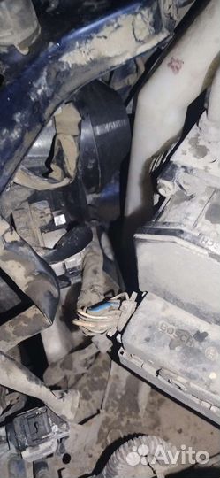 Пара: Крышки фары Avensis 2 (+20мм, рестайл)