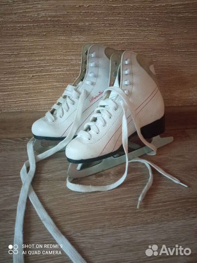 Коньки хоккейные детские