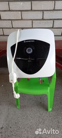 Водонагреватель проточный ariston