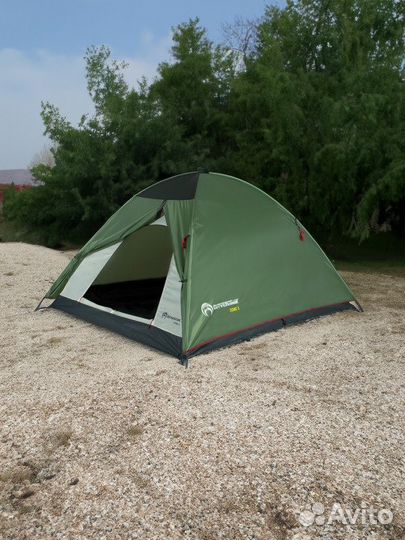 Трехместная палатка