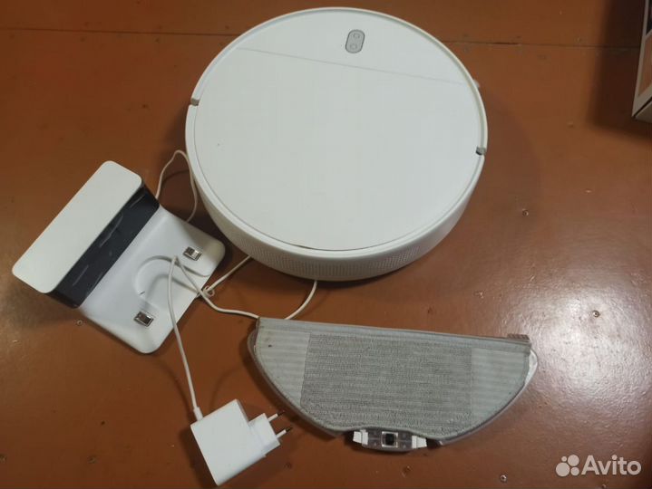 Робот пылесос xiaomi mi robot vacuum mop essential