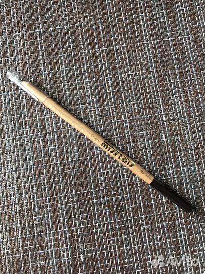 Карандаш для бровей новый без теста