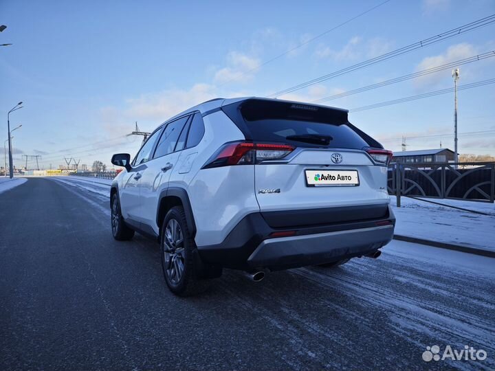 Toyota RAV4 2.5 AT, 2021, 67 500 км