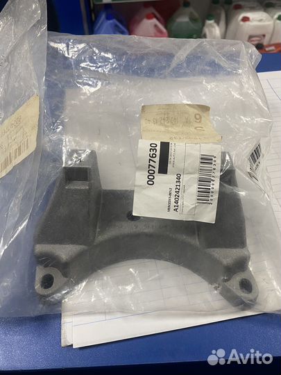 Кронштейн АКПП mercedes A1402421340