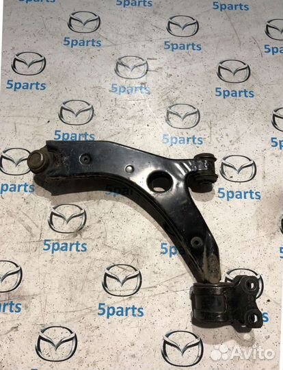 Рычаг передний правый нижний Mazda 3 (BK) Mazda 5