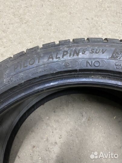 Michelin Pilot Alpin 5 SUV 275/40 R21 107V
