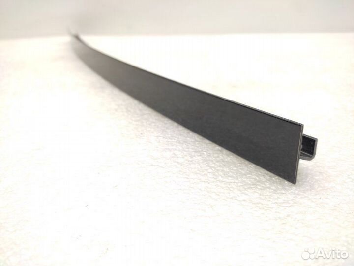 Молдинг стекла задний левый Bmw X5 E70 N52B30 2008