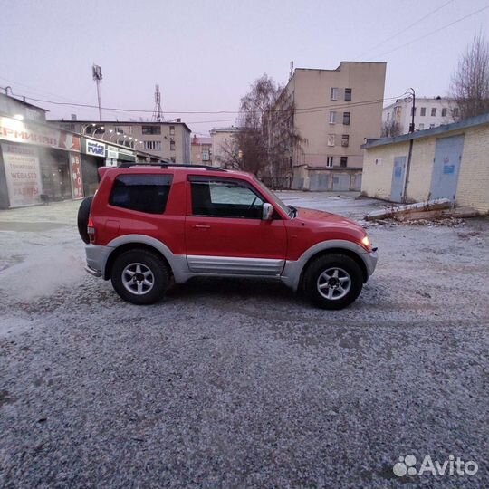 Mitsubishi Pajero 3.5 AT, 2000, 291 000 км