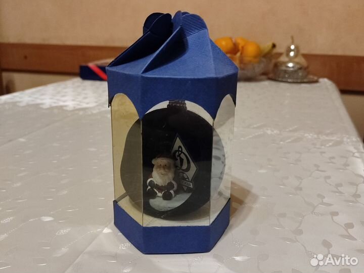 Ёлочная игрушка с символикой клуба 