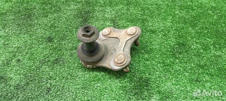 Опора шаровая левая нижняя Audi TT (8J3) 2006