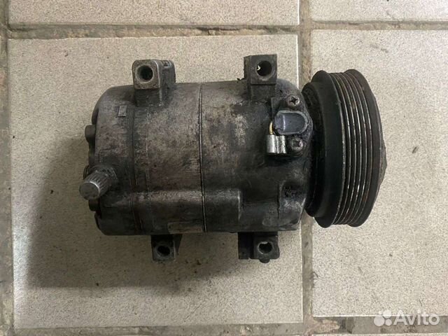 Компрессор кондиционера audi 100 45 2,3 AAR