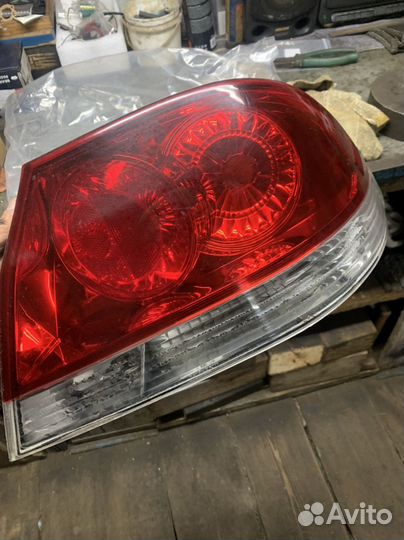 Фонарь задний