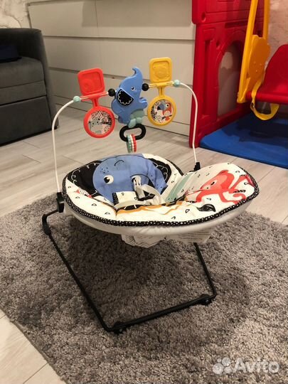 Шезлонг для новорожденных