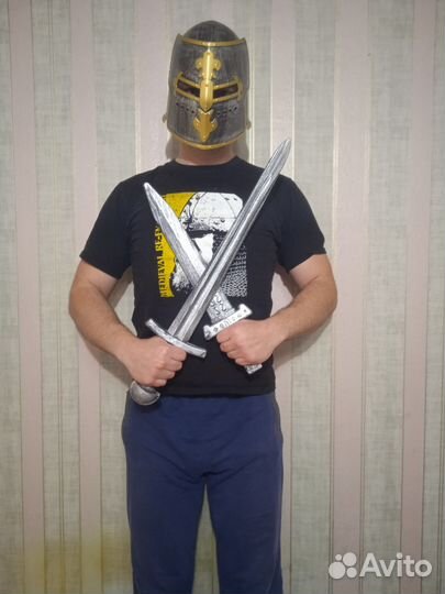 Меч викинга рыцаря богатыря крестоносца гладиатора