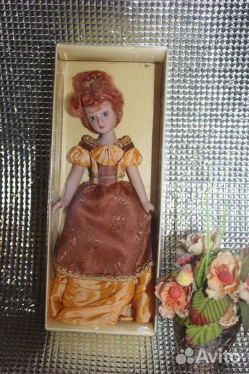 Фарфоровая кукла новая+ доставка