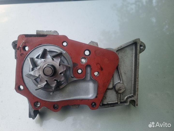 Помпа renault logan
