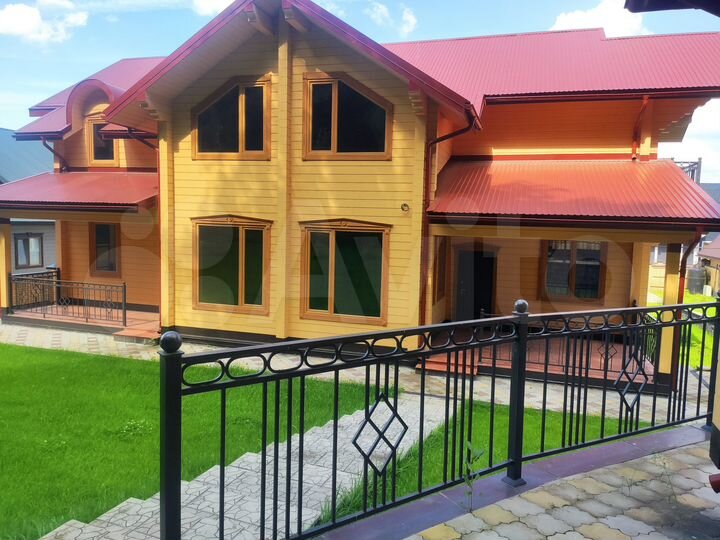 Дом 276,2 м² на участке 11 сот.