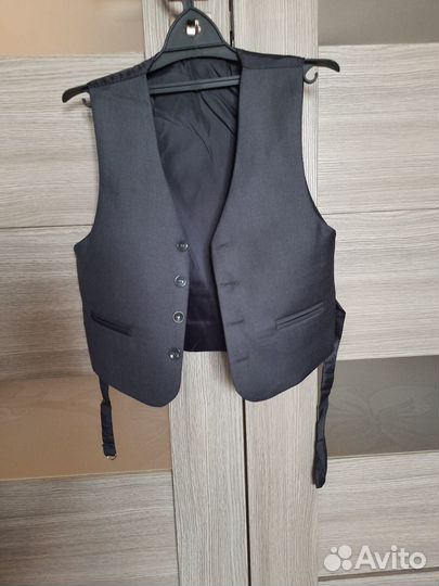 Школьная форма серая (пиджак, брюки, жилетка) Торг