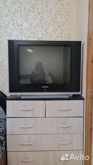 Телевизор samsung (кинескоп)