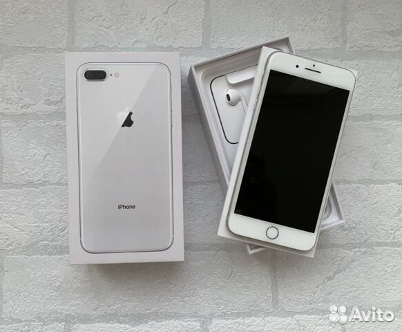 iPhone 8 Plus, 64 ГБ