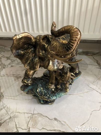 Статуэтка слоны