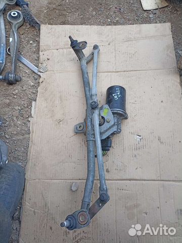 Шкода Октавия тур трапеция стеклоочистителя