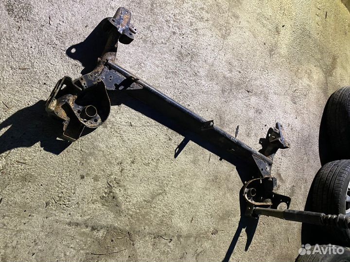 Задняя балка Hyundai Getz