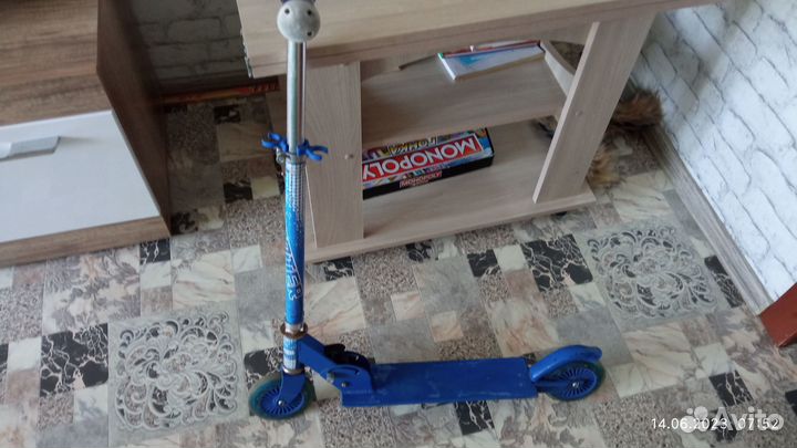 Продам детский самокат