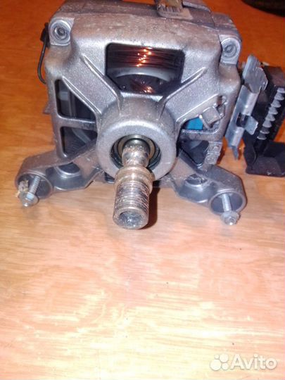 Электродвигатель 220в