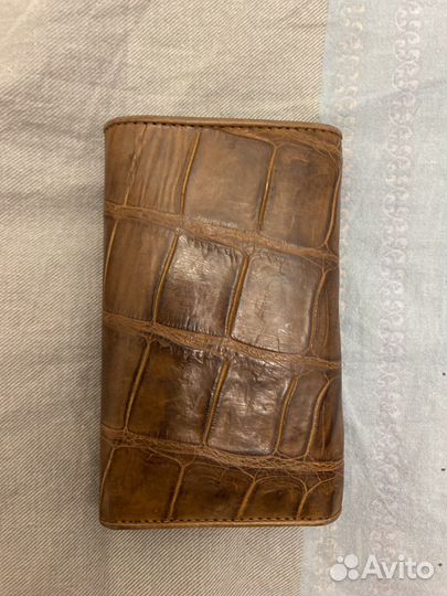 Кошелёк из кожи крокодила