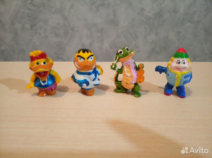 Игрушки из киндер-сюрприза 90-х