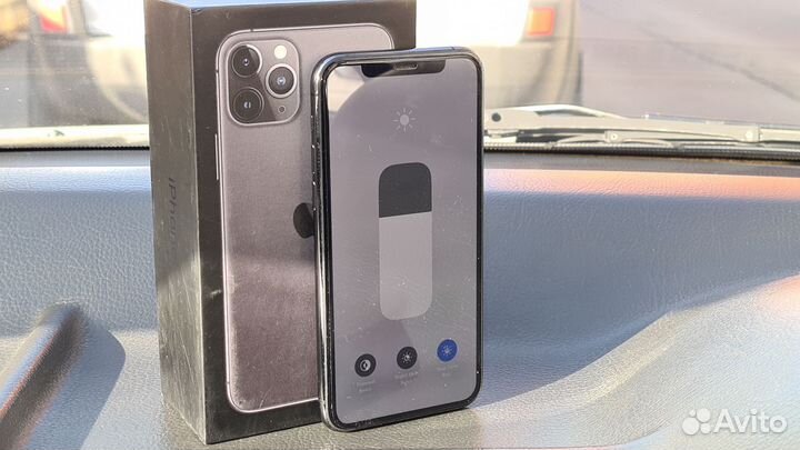 iPhone 11 Pro, 64 ГБ