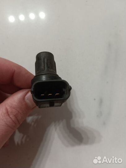 Датчик положения распредвала чери