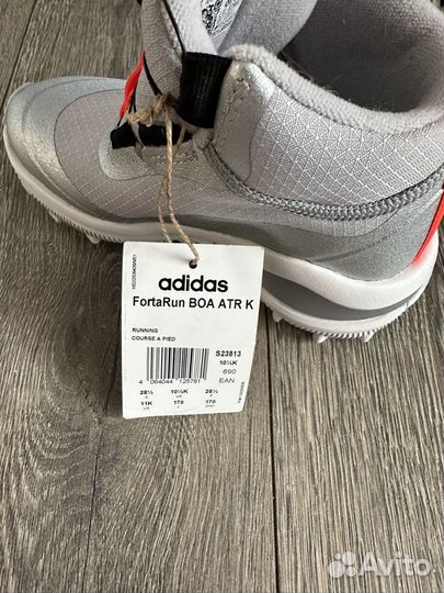 Новые ботинки детские оригинал Adidas