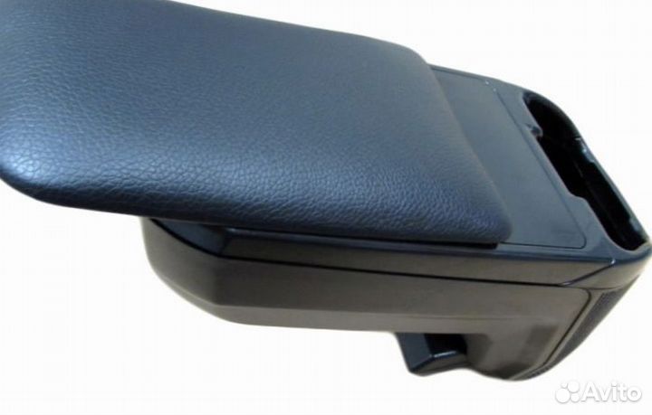 Подлокотник Skoda Fabia 2 2007-2015