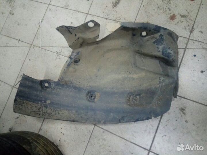 Локер прав. перед. Renault Megane 3