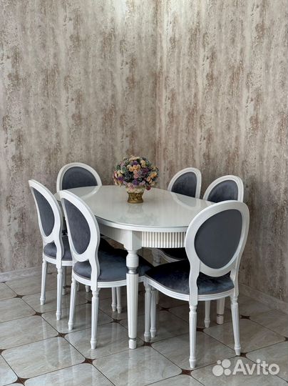Стол и стулья от производителя. В наличии