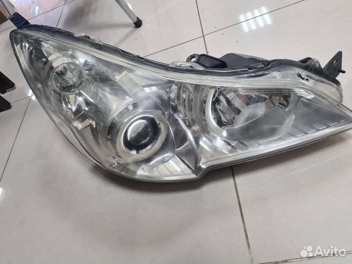 Фара правая Subaru Outback 2011 hchr-731