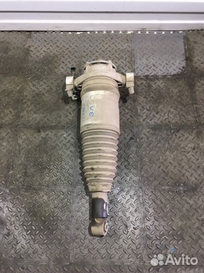 Амортизатор задний левый / Пневмостойка