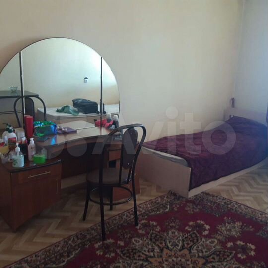 3-к. квартира, 70 м², 1/3 эт.