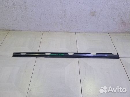 Кронштейн накладки порога