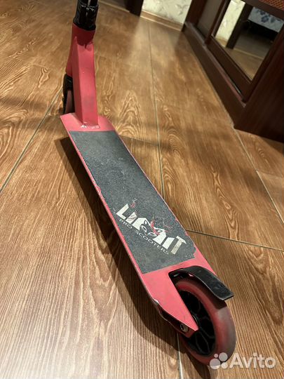 Трюковой самокат стрит