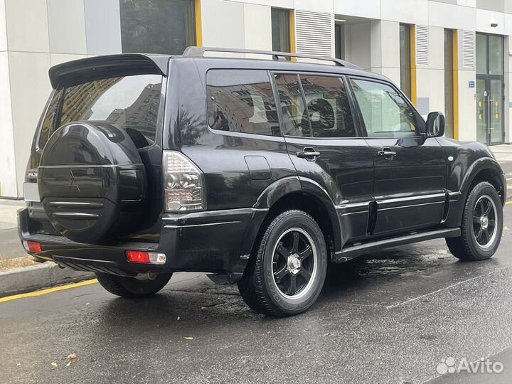 Mitsubishi Pajero 3.2 AT, 2006, 247 716 км