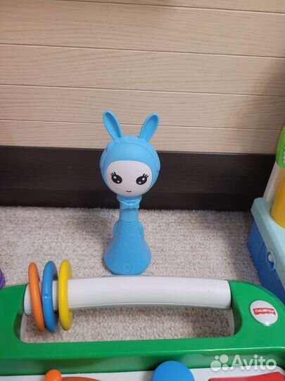 Развивающие игрушки