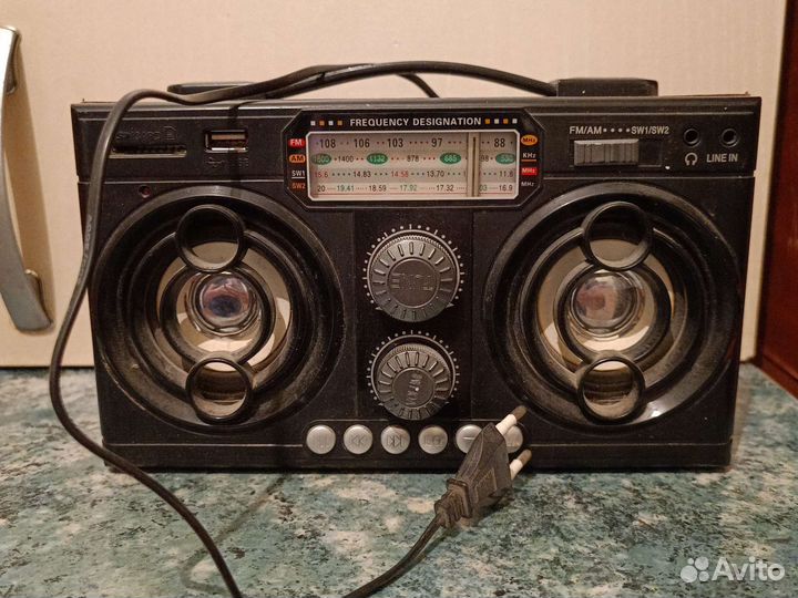 Приемник, музыкальная колонка