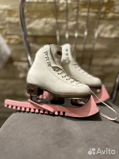 Коньки для фигурного катания