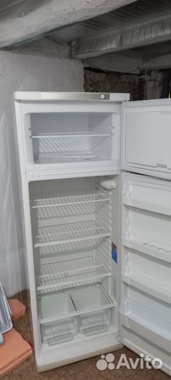Холодильник бу в идеальном состоянии