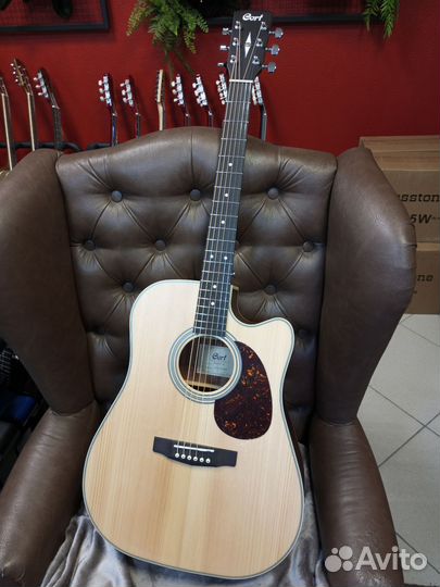 Гитара электроакустическая из массива Cort