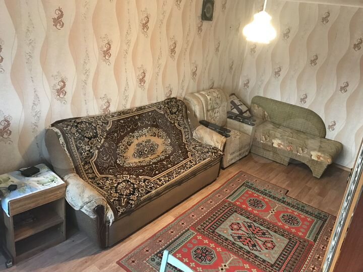 Комната 18 м² в 2-к., 4/5 эт.