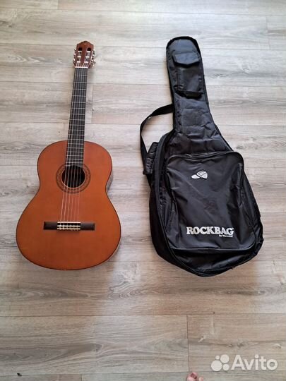 Классическая гитара yamaha C40
